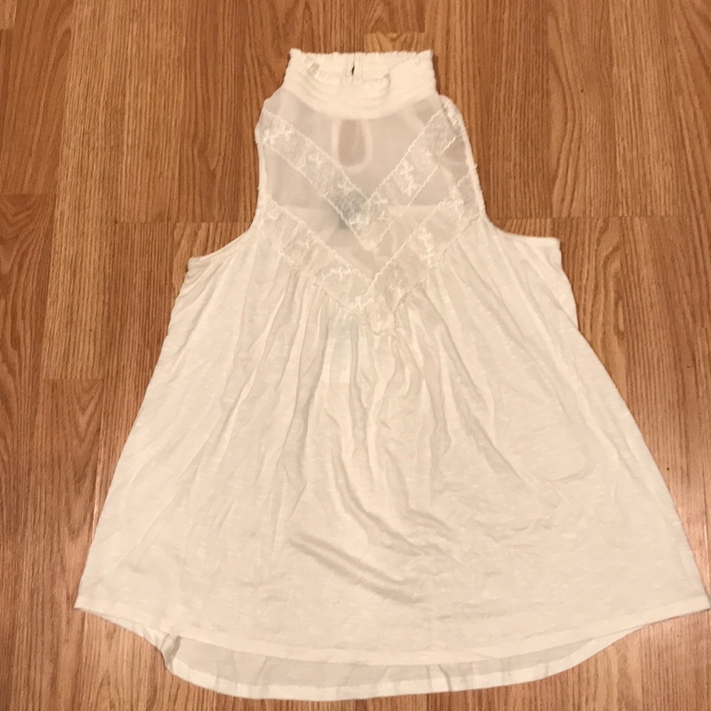Beautiful summer top! NWT